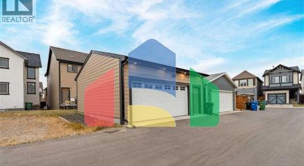 Residential - Single Family Home - Calgary, Canada - Canada