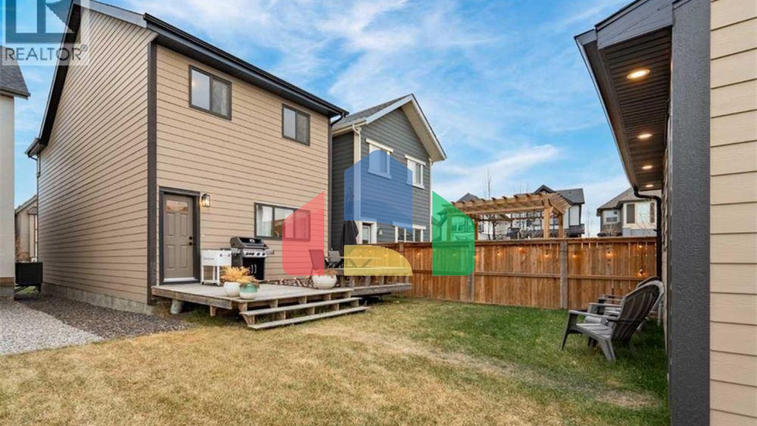 Residential - Single Family Home - Calgary, Canada - Canada