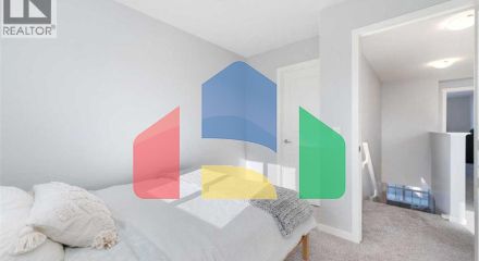 Residential - Single Family Home - Calgary, Canada - Canada