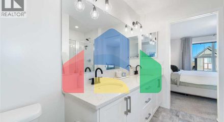 Residential - Single Family Home - Calgary, Canada - Canada