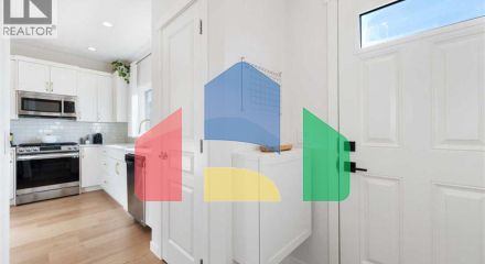 Residential - Single Family Home - Calgary, Canada - Canada