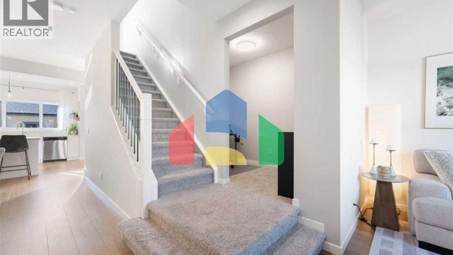 Residential - Single Family Home - Calgary, Canada - Canada