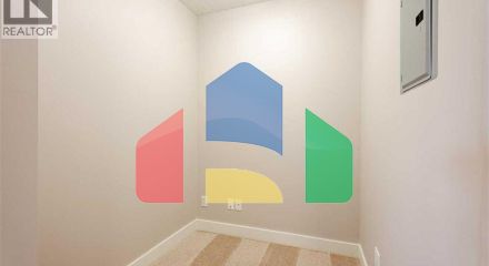 Residential - Single Family Home - Calgary, Canada - Canada