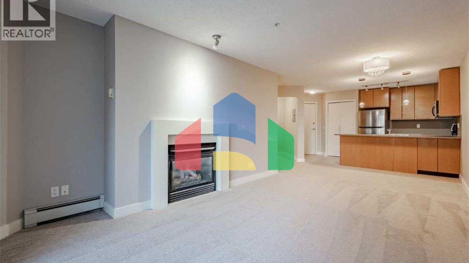 Residential - Single Family Home - Calgary, Canada - Canada