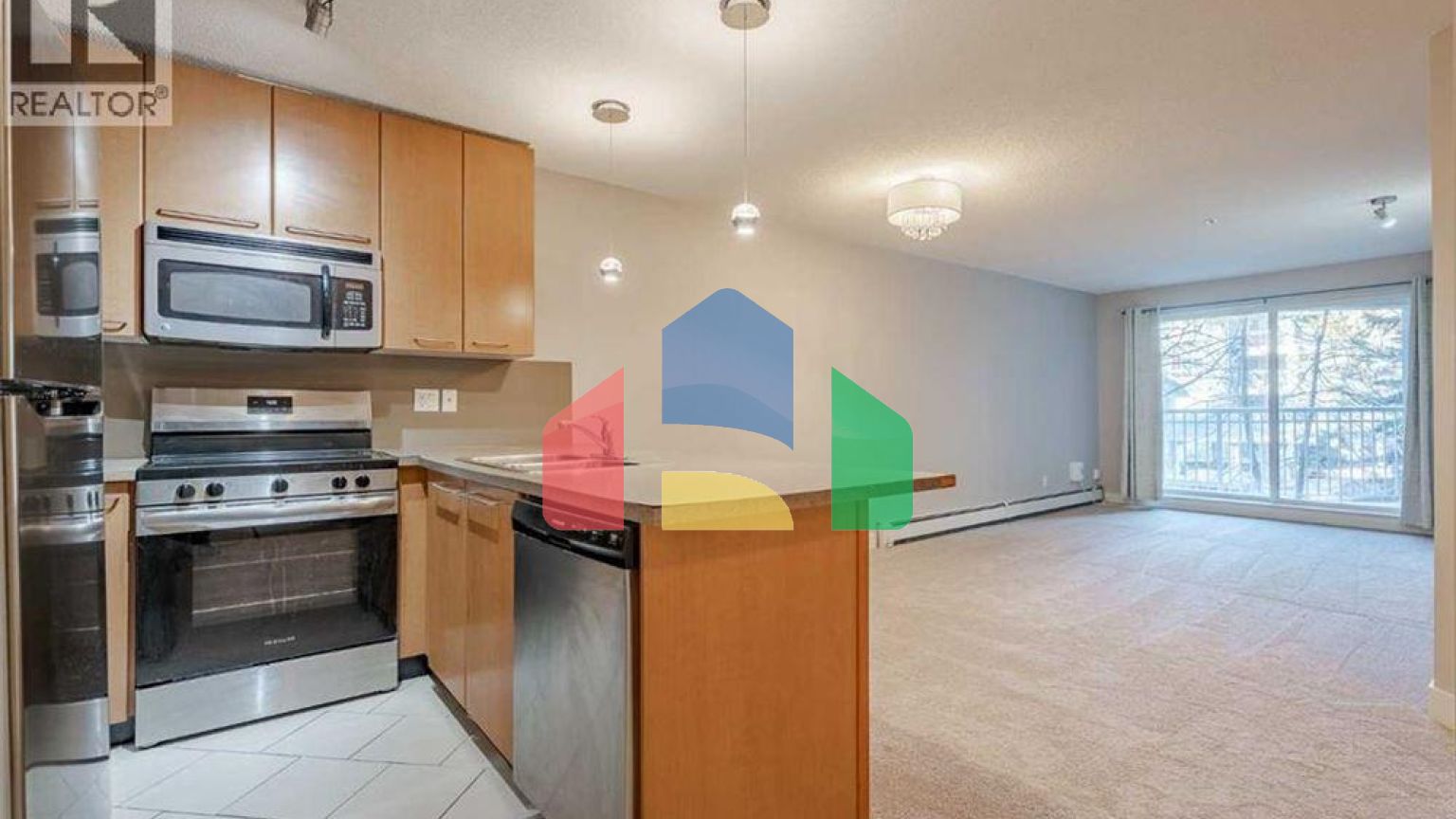 Residential - Single Family Home - Calgary, Canada - Canada