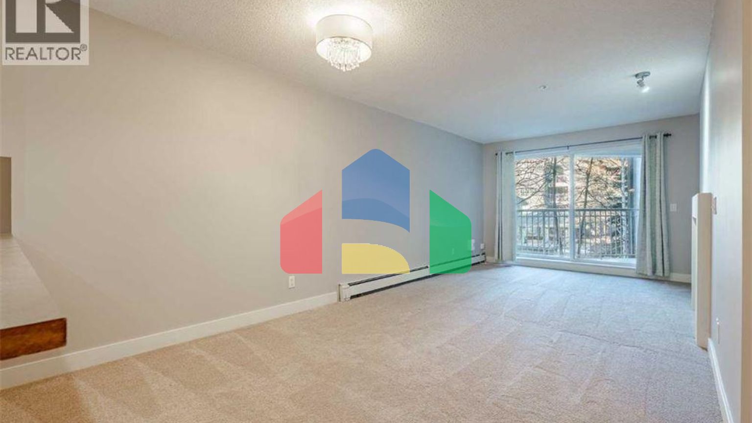 Residential - Single Family Home - Calgary, Canada - Canada