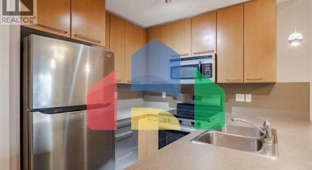 Residential - Single Family Home - Calgary, Canada - Canada