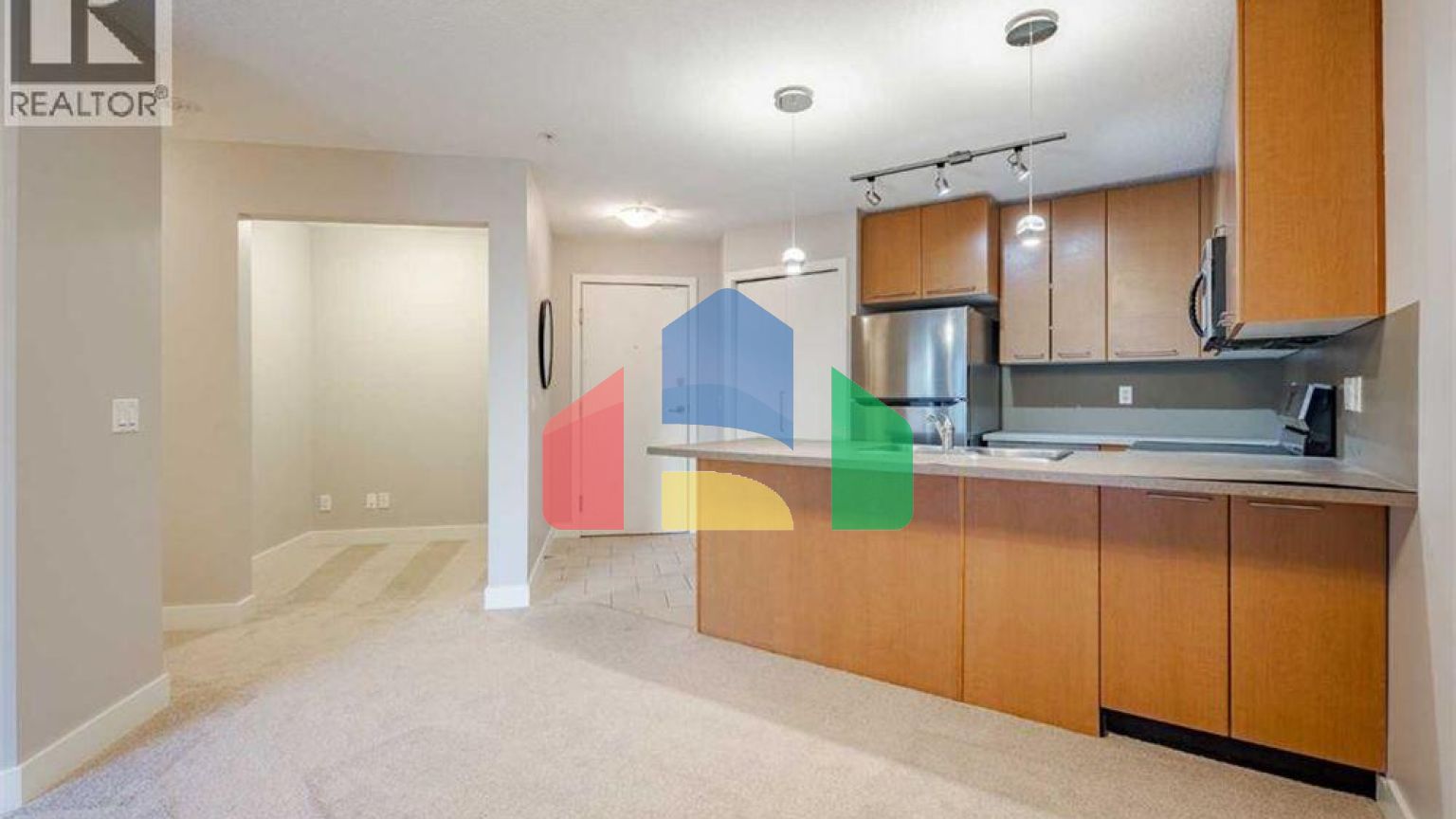 Residential - Single Family Home - Calgary, Canada - Canada