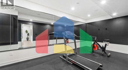 Residential - Single Family Home - Calgary, Canada - Canada