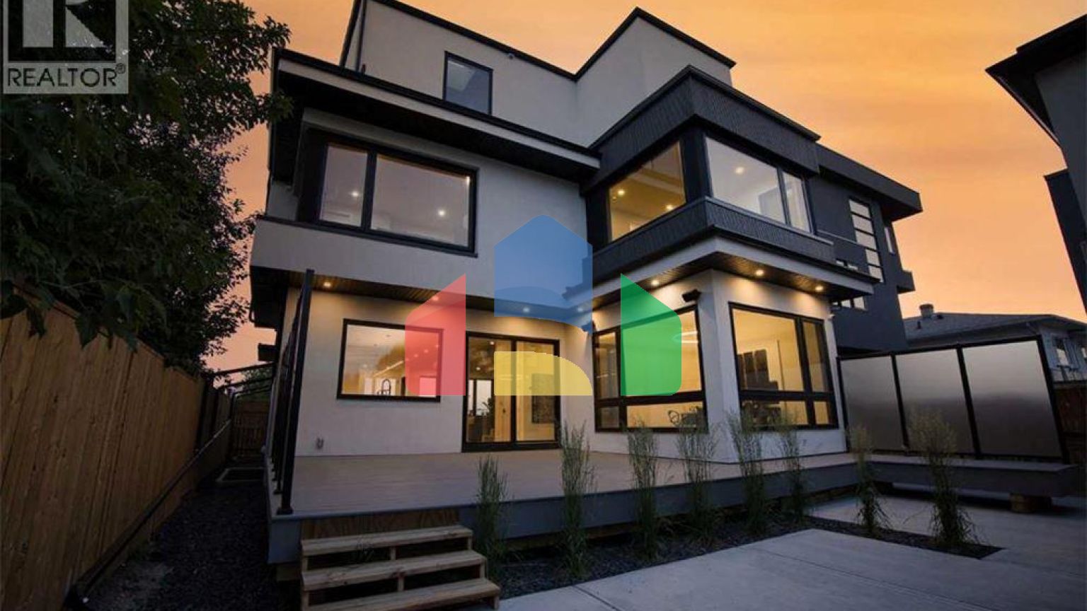 Residential - Single Family Home - Calgary, Canada - Canada