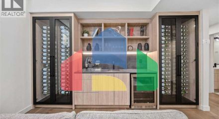 Residential - Single Family Home - Calgary, Canada - Canada