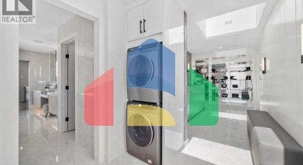 Residential - Single Family Home - Calgary, Canada - Canada