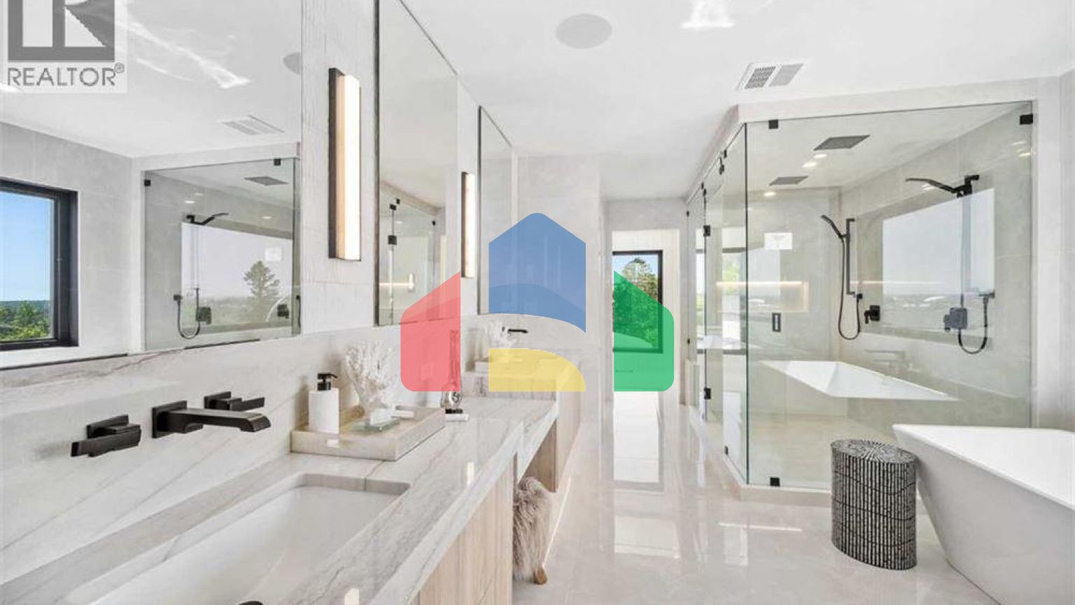 Residential - Single Family Home - Calgary, Canada - Canada