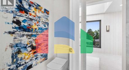 Residential - Single Family Home - Calgary, Canada - Canada