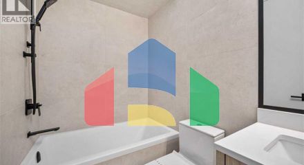 Residential - Single Family Home - Calgary, Canada - Canada