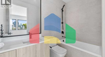 Residential - Single Family Home - Calgary, Canada - Canada