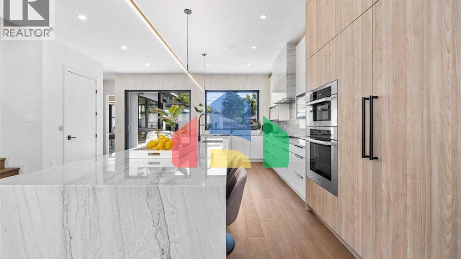 Residential - Single Family Home - Calgary, Canada - Canada