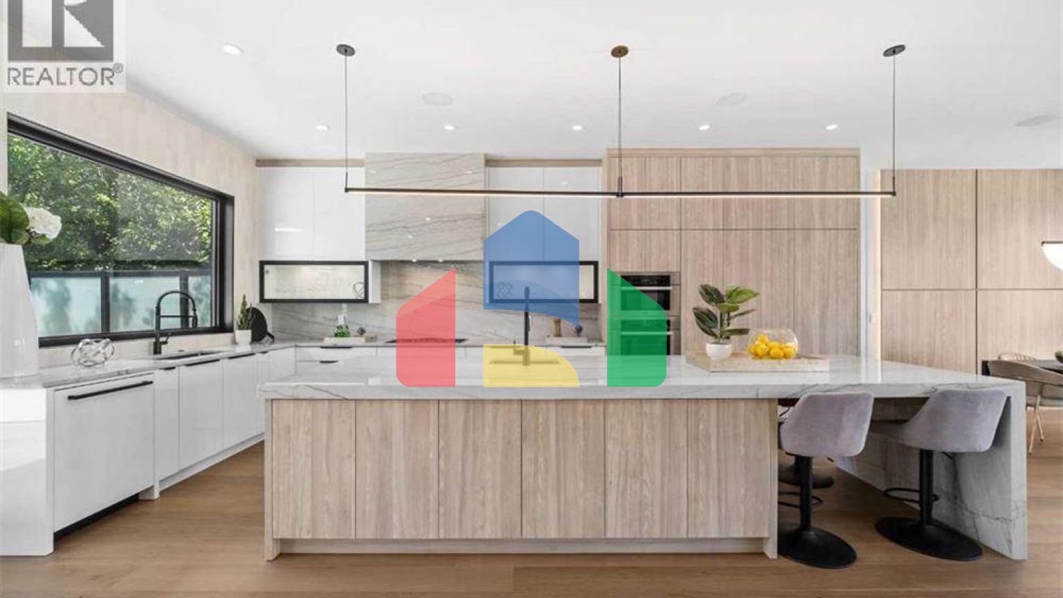 Residential - Single Family Home - Calgary, Canada - Canada