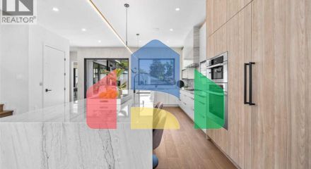 Residential - Single Family Home - Calgary, Canada - Canada