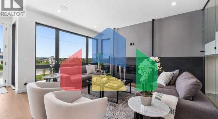 Residential - Single Family Home - Calgary, Canada - Canada