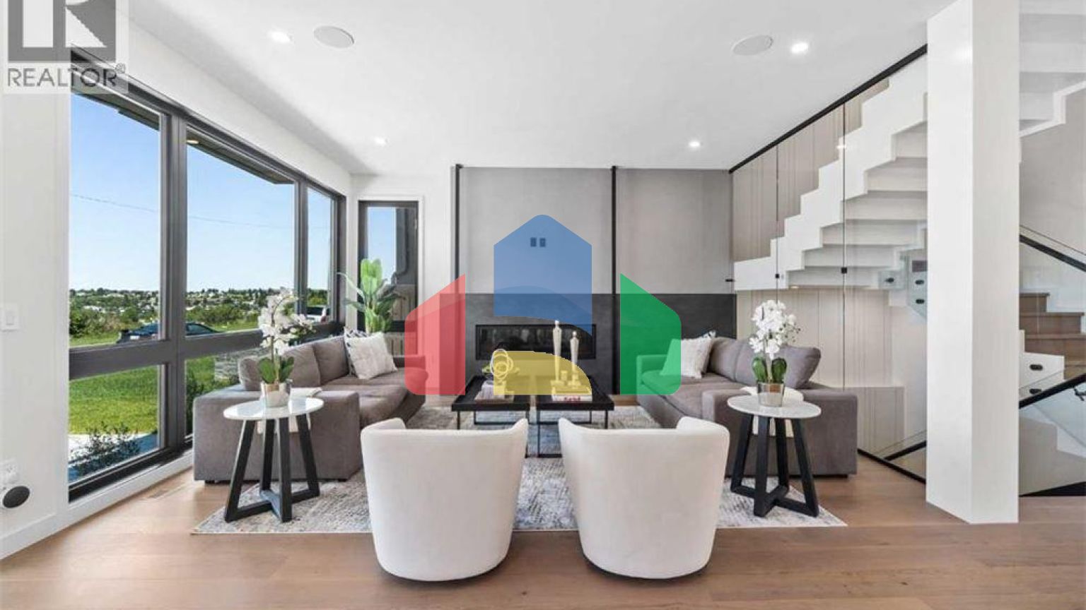 Residential - Single Family Home - Calgary, Canada - Canada