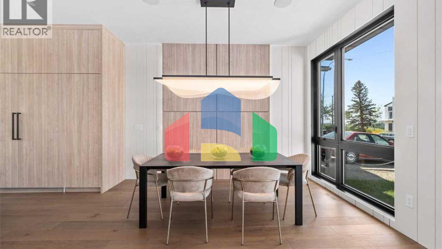 Residential - Single Family Home - Calgary, Canada - Canada