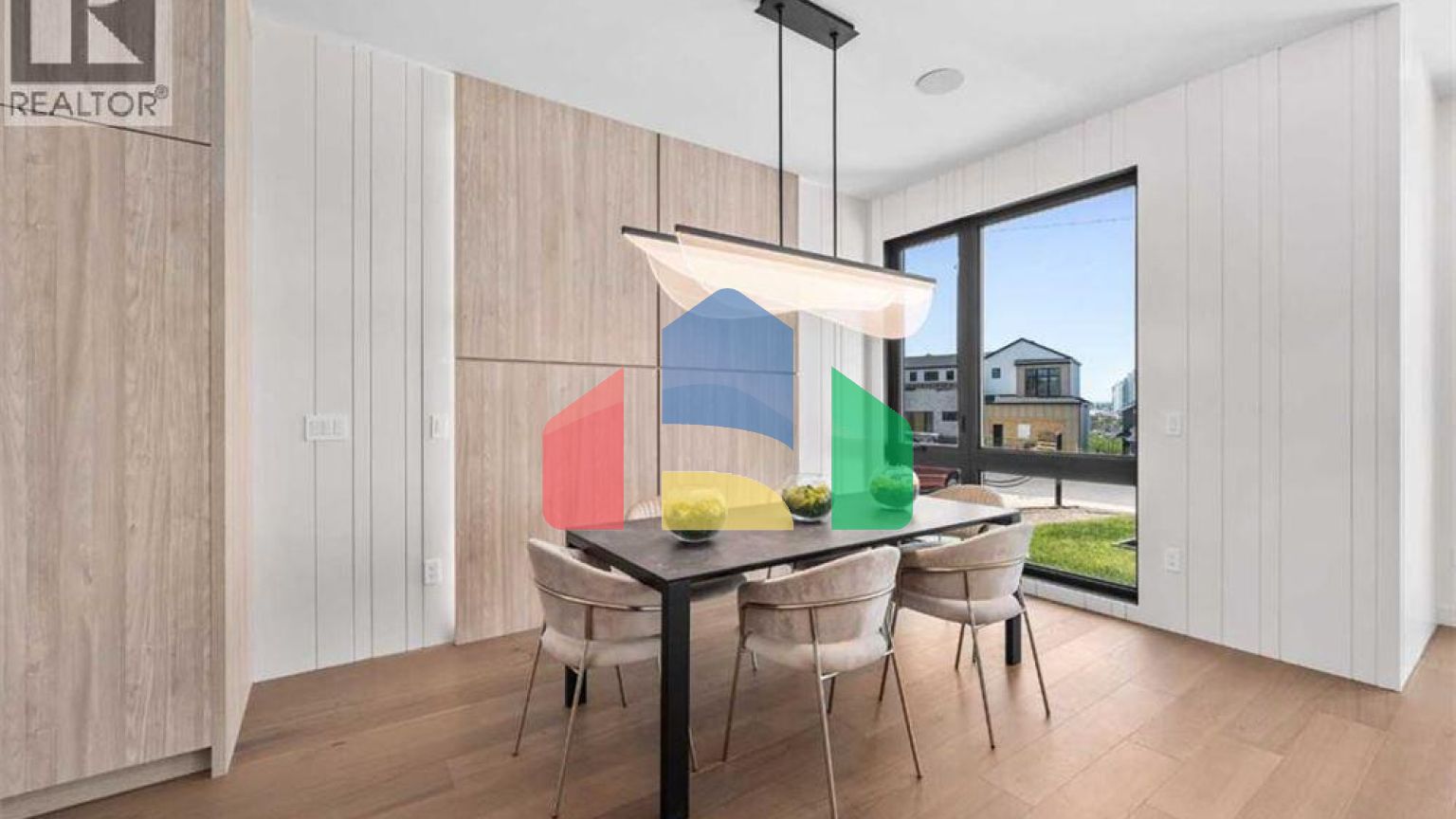 Residential - Single Family Home - Calgary, Canada - Canada