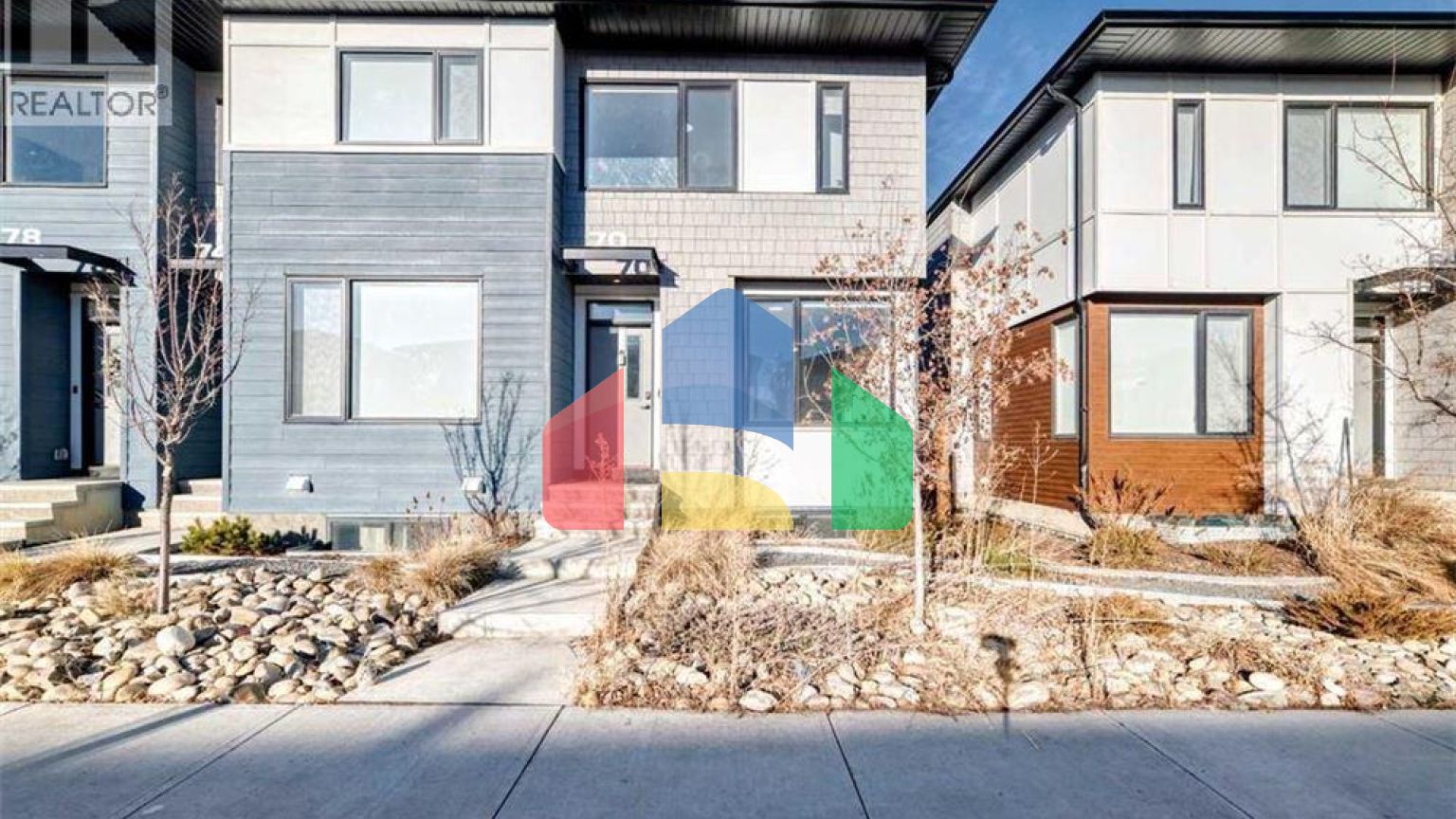 Residential - Single Family Home - Calgary, Canada - Canada