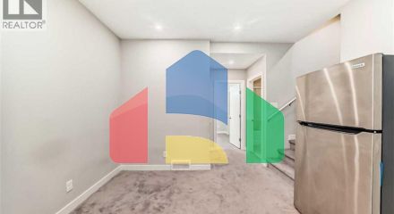 Residential - Single Family Home - Calgary, Canada - Canada