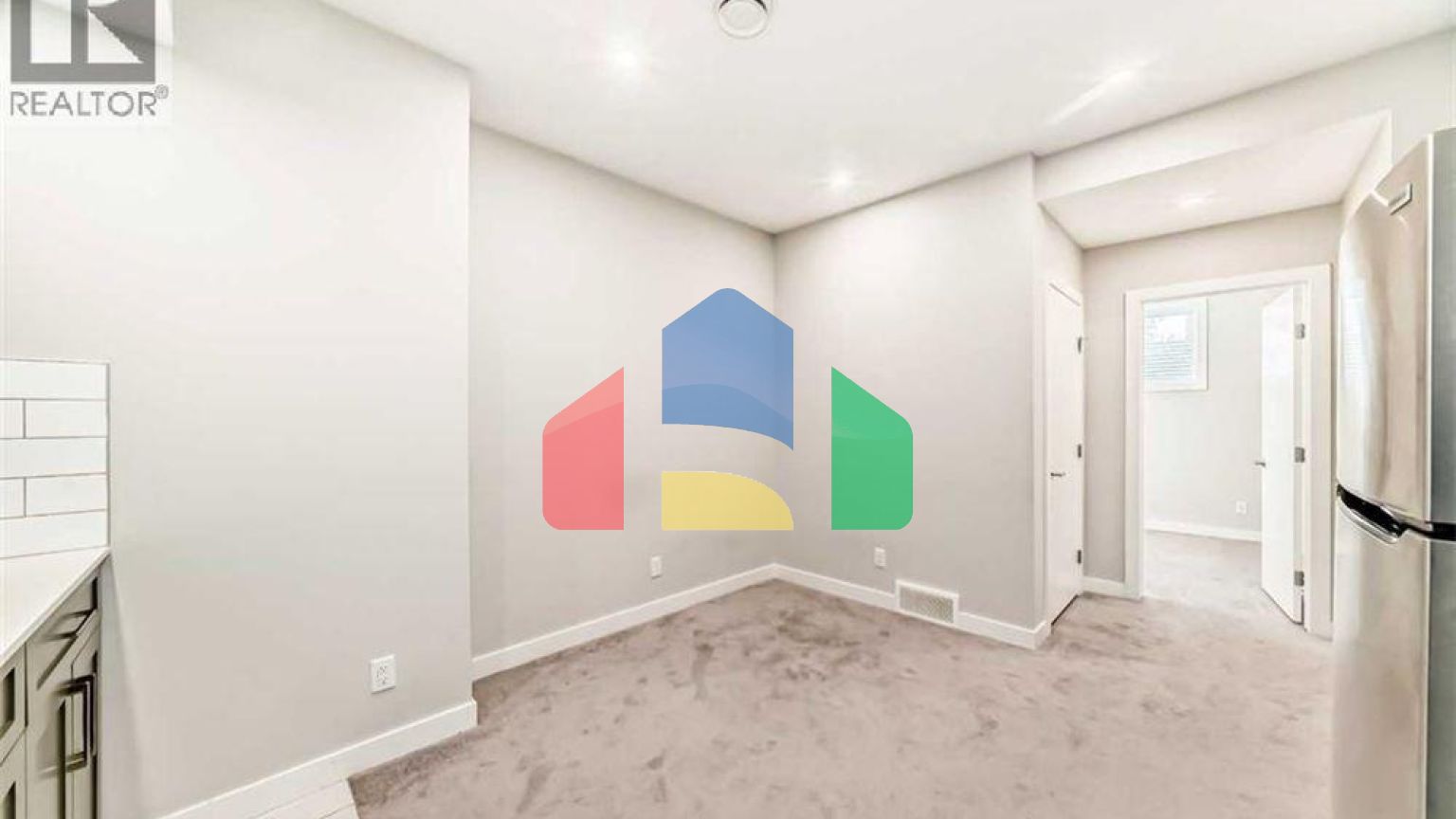 Residential - Single Family Home - Calgary, Canada - Canada