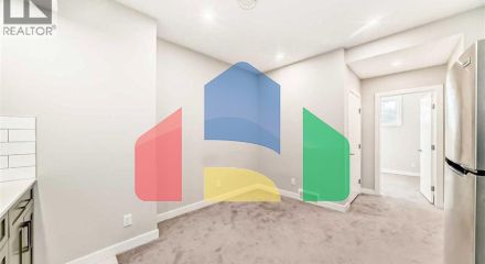 Residential - Single Family Home - Calgary, Canada - Canada