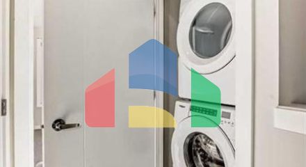 Residential - Single Family Home - Calgary, Canada - Canada