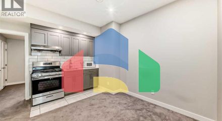 Residential - Single Family Home - Calgary, Canada - Canada