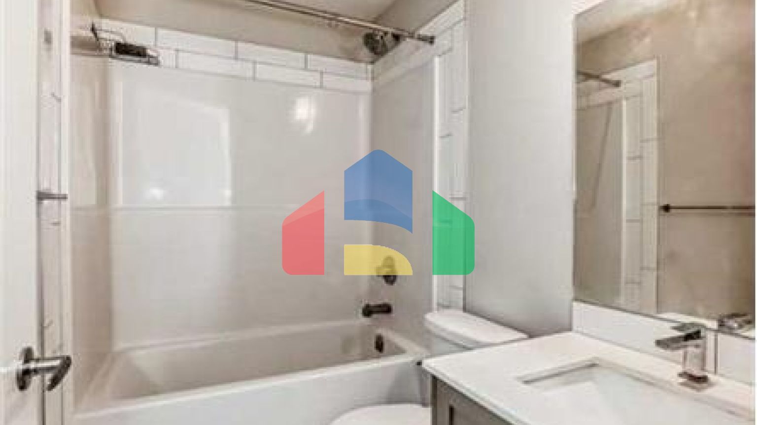 Residential - Single Family Home - Calgary, Canada - Canada