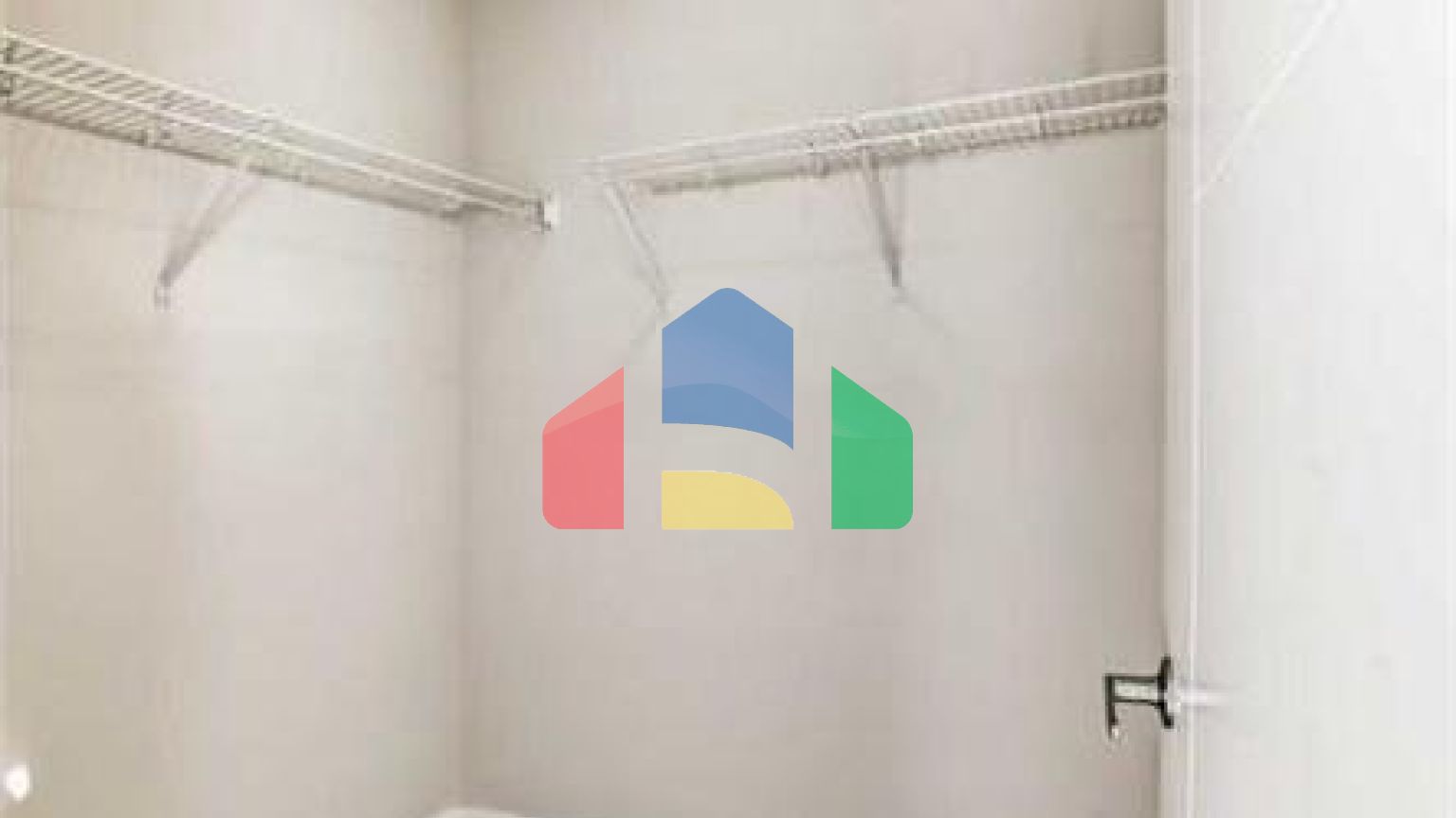 Residential - Single Family Home - Calgary, Canada - Canada