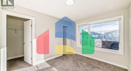 Residential - Single Family Home - Calgary, Canada - Canada