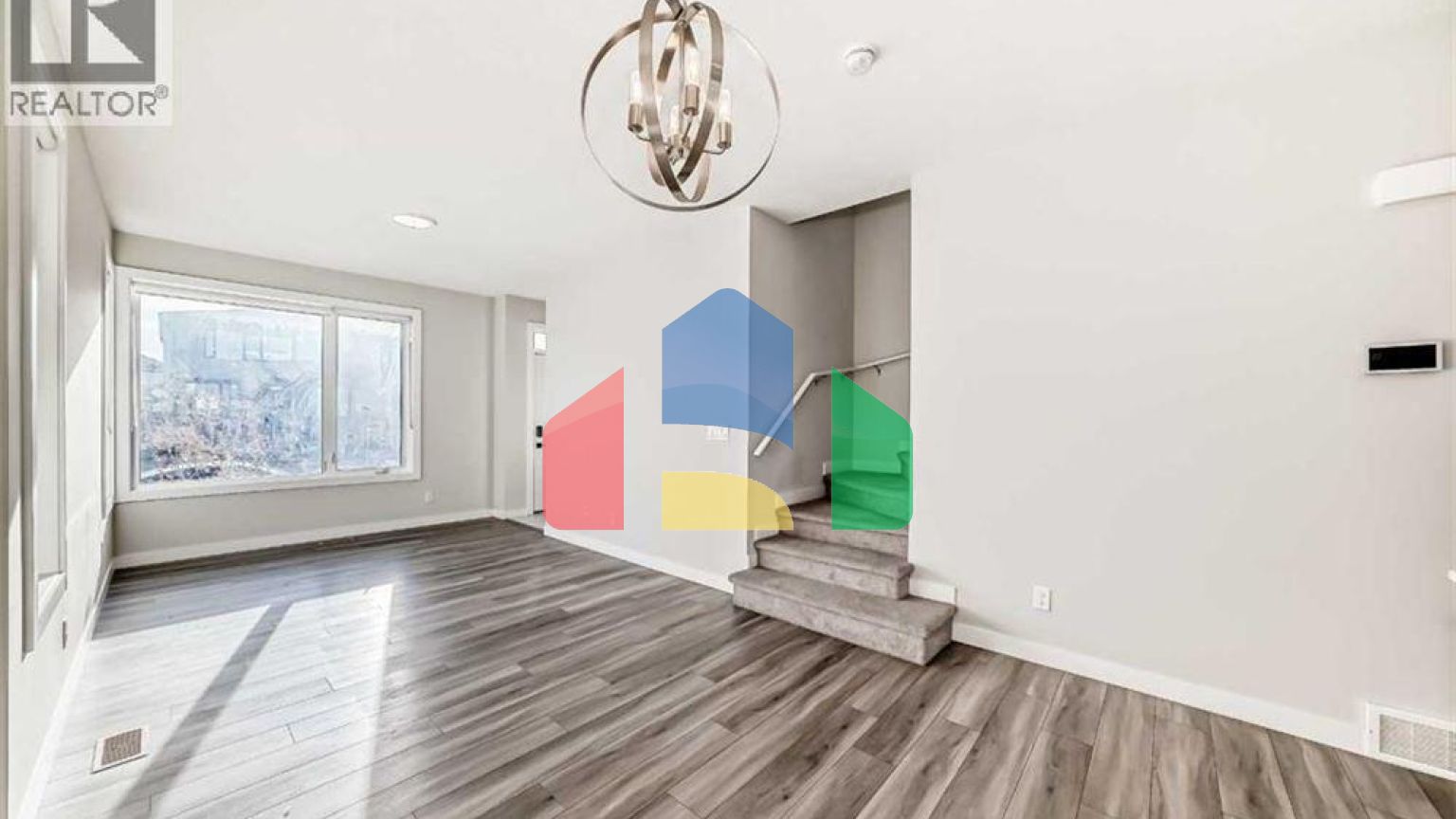 Residential - Single Family Home - Calgary, Canada - Canada