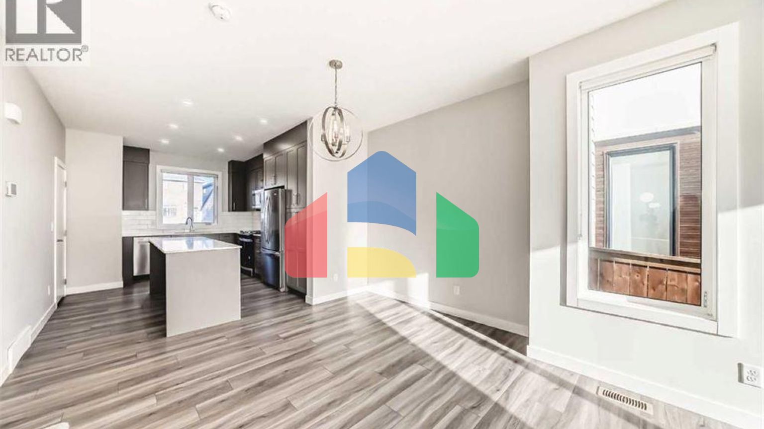 Residential - Single Family Home - Calgary, Canada - Canada