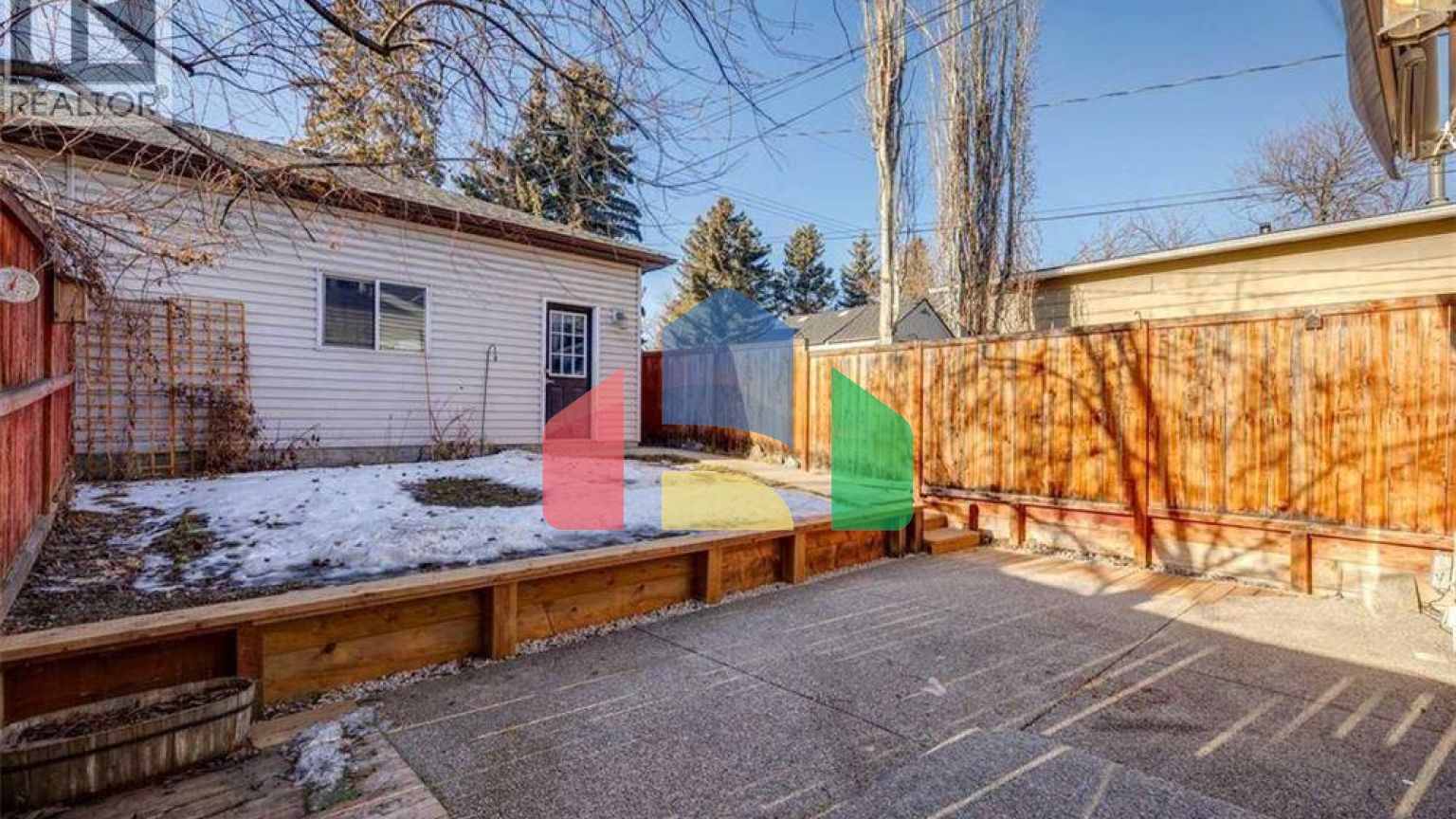 Residential - Single Family Home - Calgary, Canada - Canada