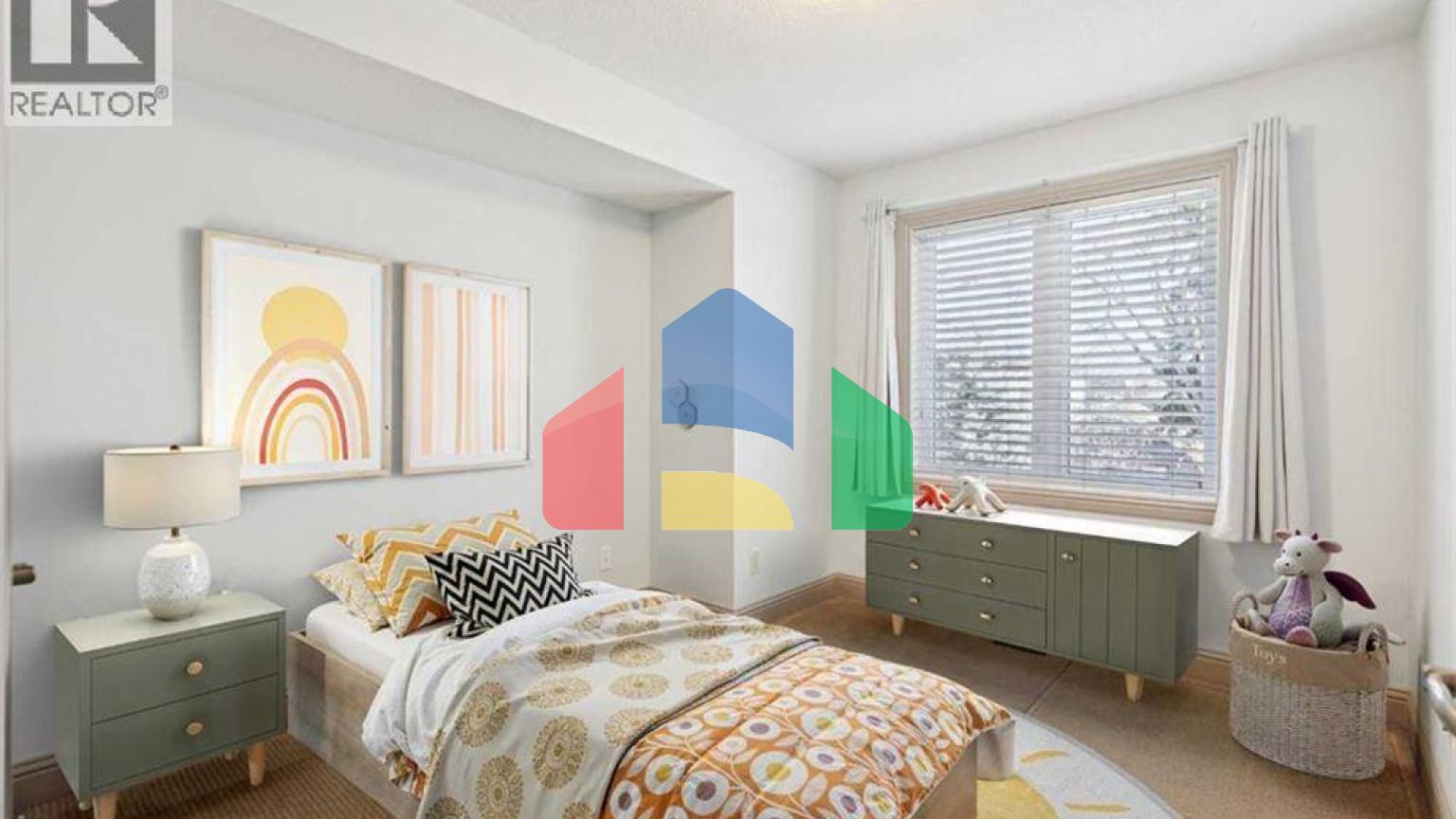 Residential - Single Family Home - Calgary, Canada - Canada