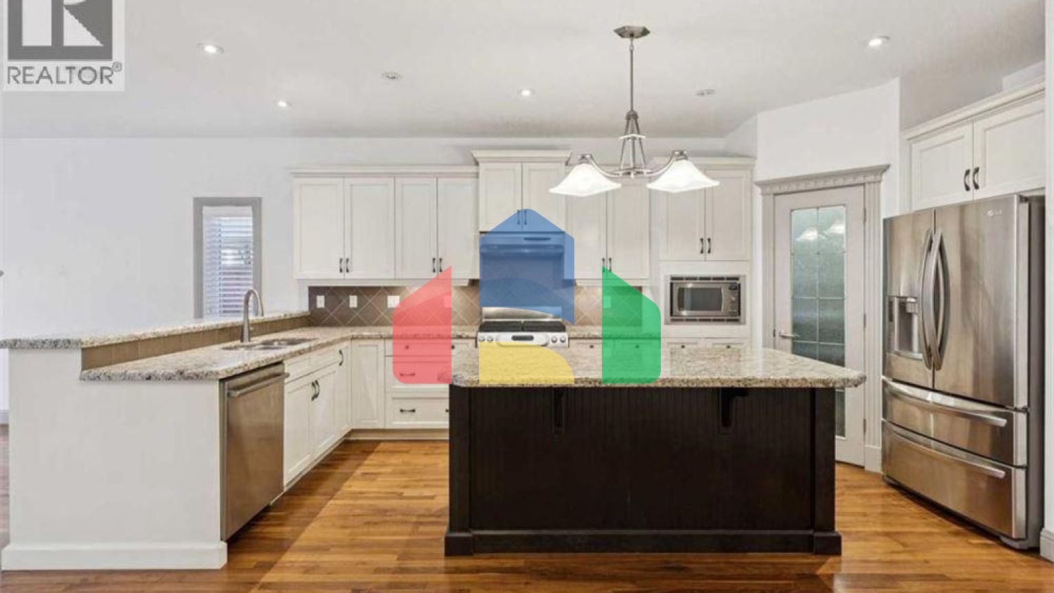 Residential - Single Family Home - Calgary, Canada - Canada