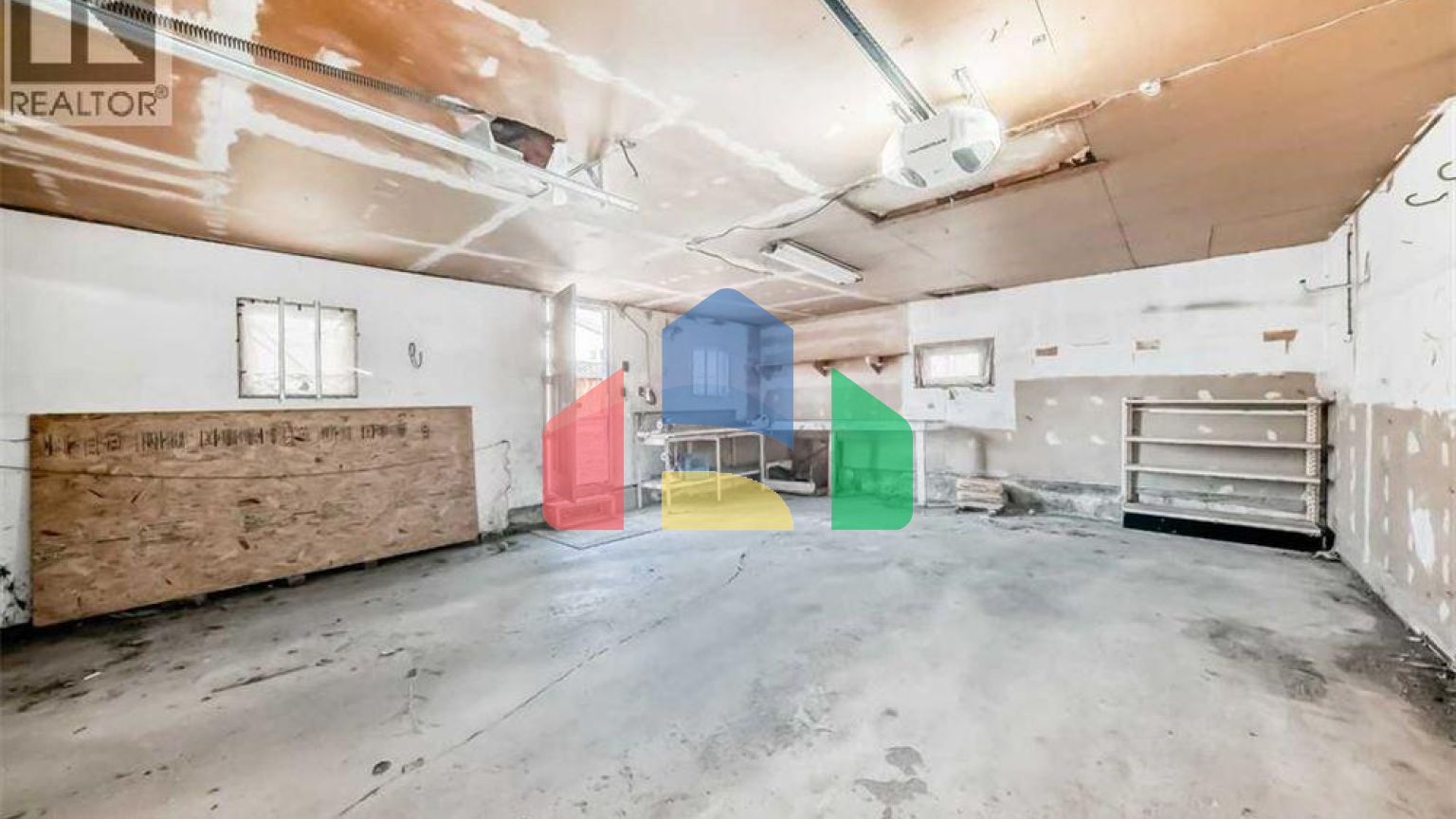 Residential - Single Family Home - Calgary, Canada - Canada