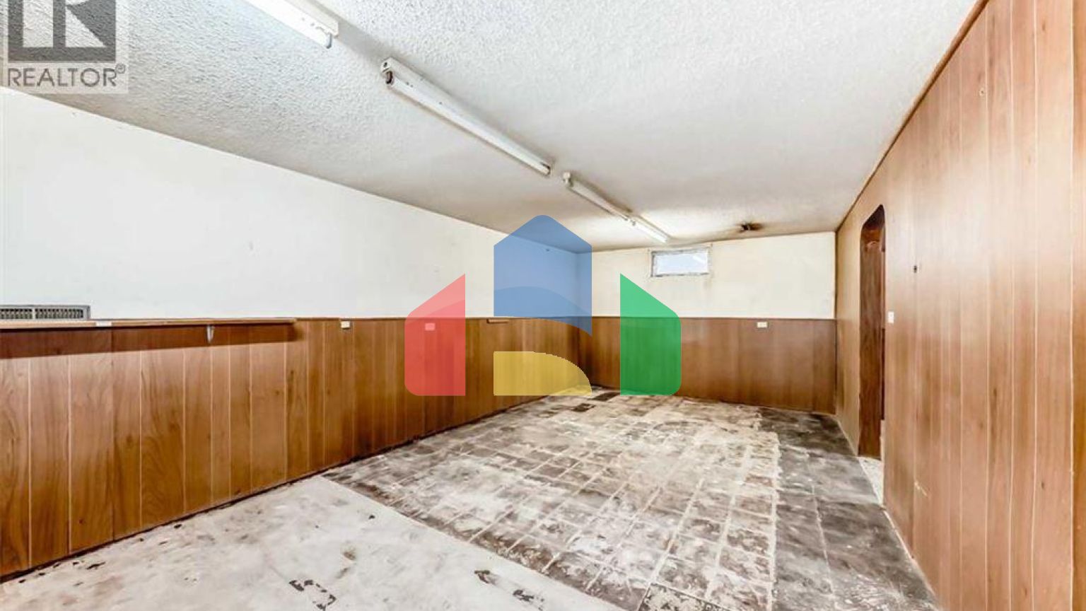 Residential - Single Family Home - Calgary, Canada - Canada