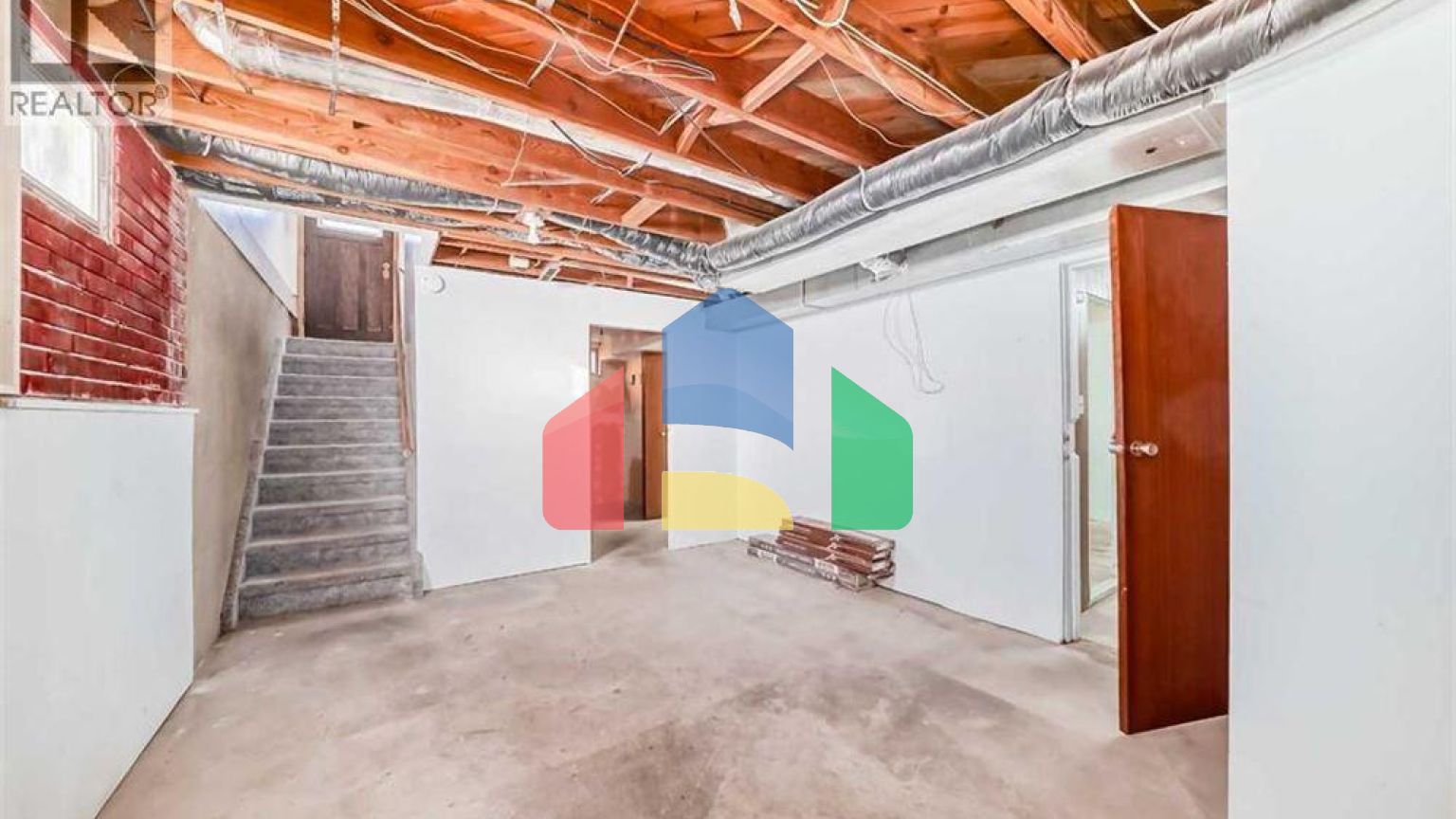 Residential - Single Family Home - Calgary, Canada - Canada