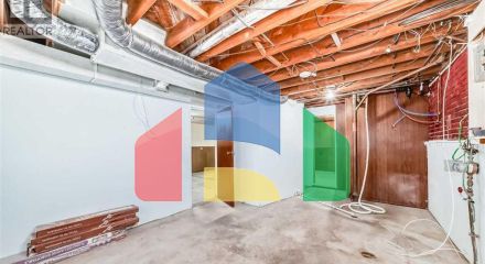 Residential - Single Family Home - Calgary, Canada - Canada