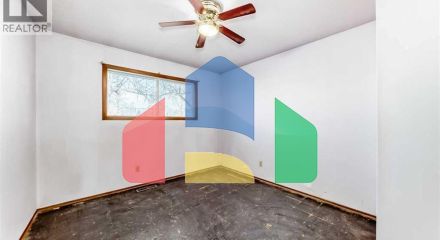 Residential - Single Family Home - Calgary, Canada - Canada