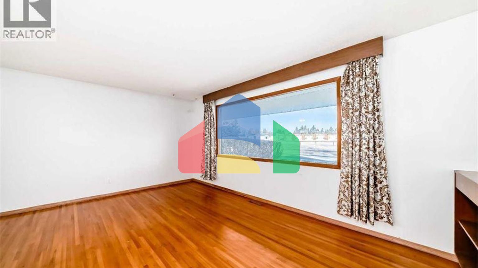 Residential - Single Family Home - Calgary, Canada - Canada