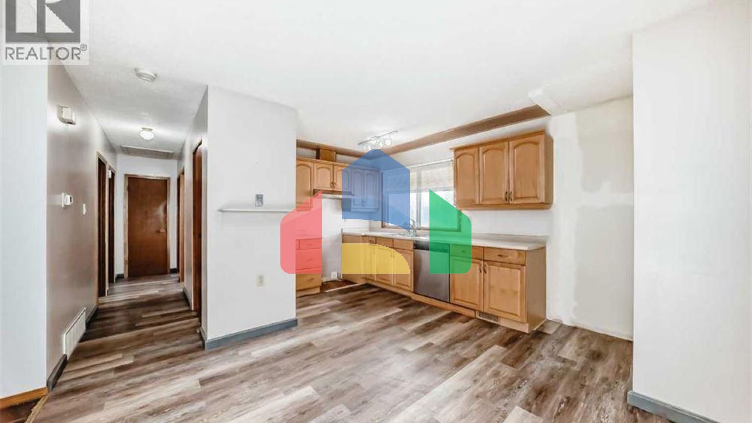 Residential - Single Family Home - Calgary, Canada - Canada