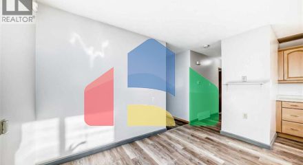 Residential - Single Family Home - Calgary, Canada - Canada