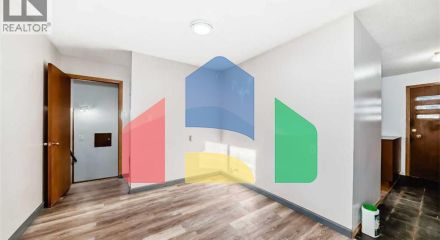 Residential - Single Family Home - Calgary, Canada - Canada